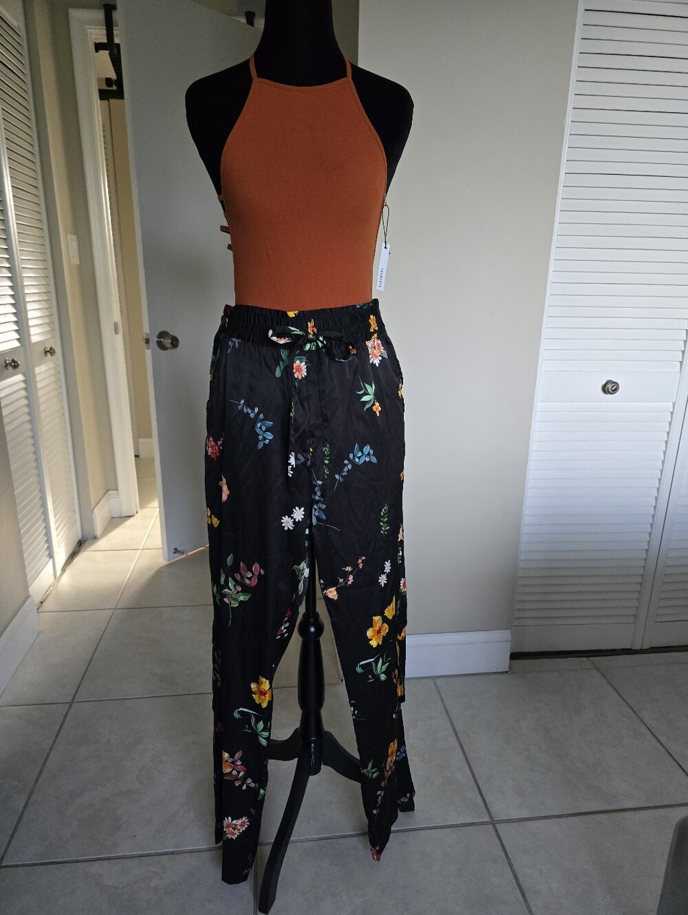 Johnny Was Black SILK Floral Elastic Waist Pants with Embroidered Label